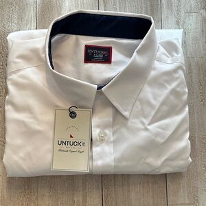 UNTUCKit Men's White Dress Shirt with Navy Collar